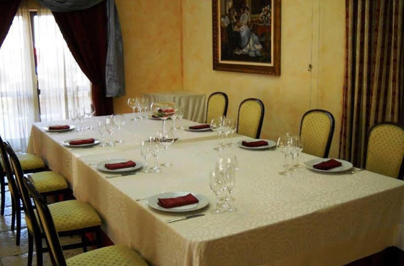 קמפובאסו Hotel San Giorgio מראה חיצוני תמונה