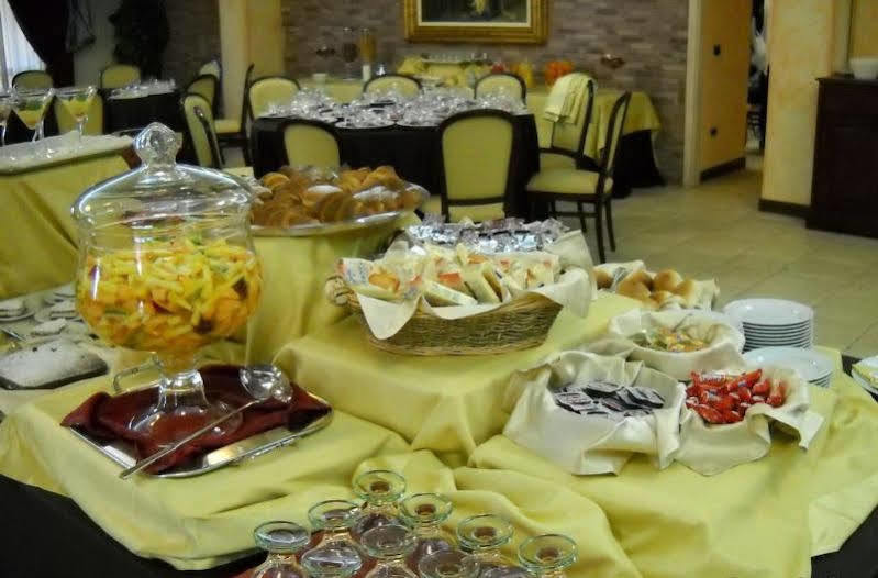 קמפובאסו Hotel San Giorgio מראה חיצוני תמונה